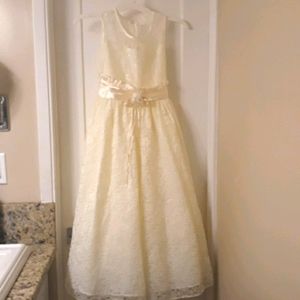 Ceci Kid Formal lace dress 11-12